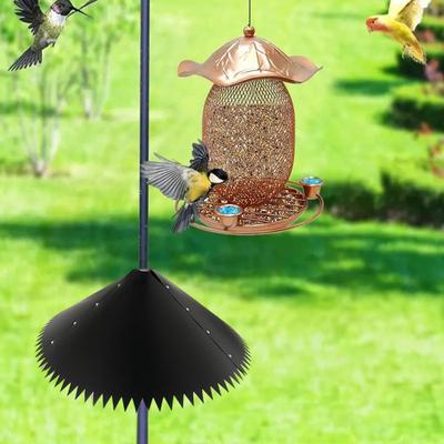Eichhörnchenabweiser für Vogelfutterstange Universal-Eichhörnchenschutz mit Feder 19-Zoll-Eichhörnchenbarriere stoppt Eichhörnchen für Hirtenhaken Vogelhäuser