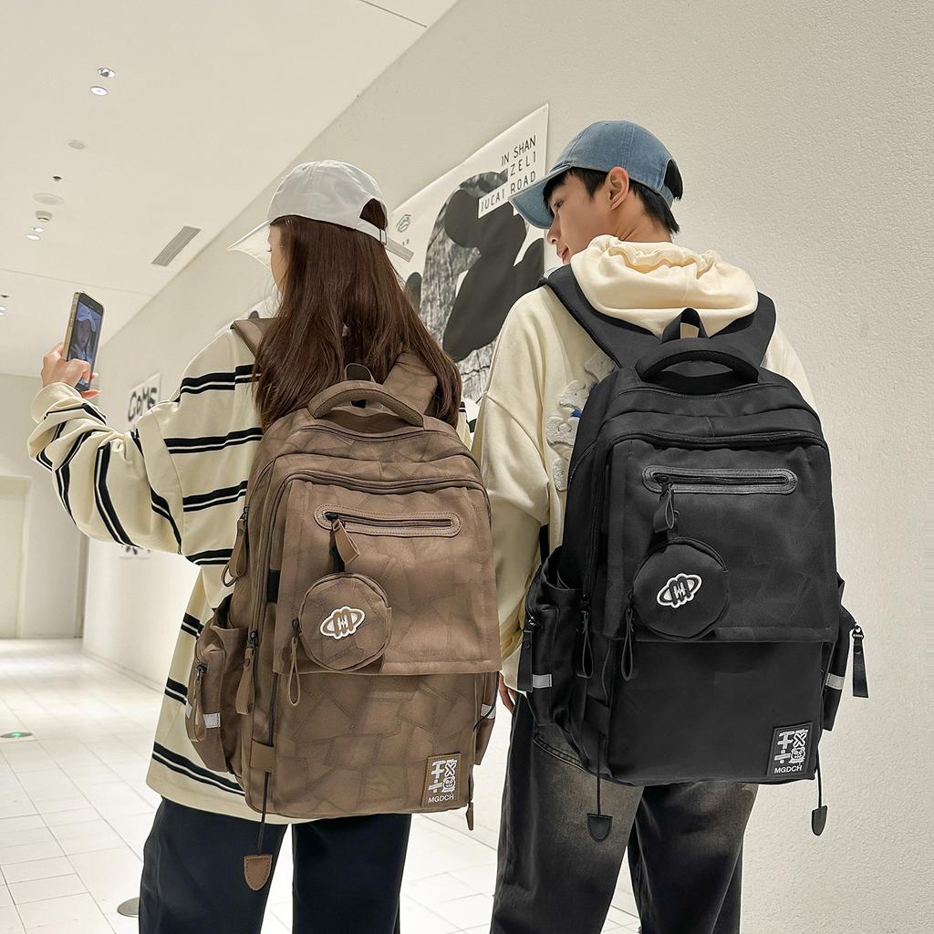 School Bag: High School Backpack, Boys' and Middle School Students' Burden-reducing Spinal Protection, Middle School Student's Large-capacity Backpack