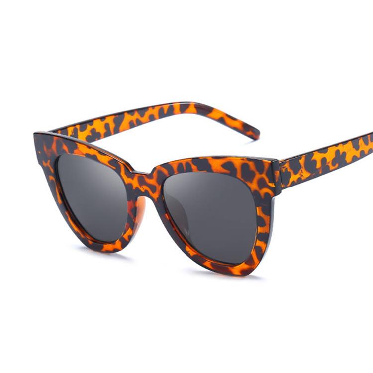 

Винтажные квадратные солнцезащитные очки «кошачий глаз» с черной оправой, женский брендовый дизайн, градиентные, большого размера, оверсайз, женские, ретро Other