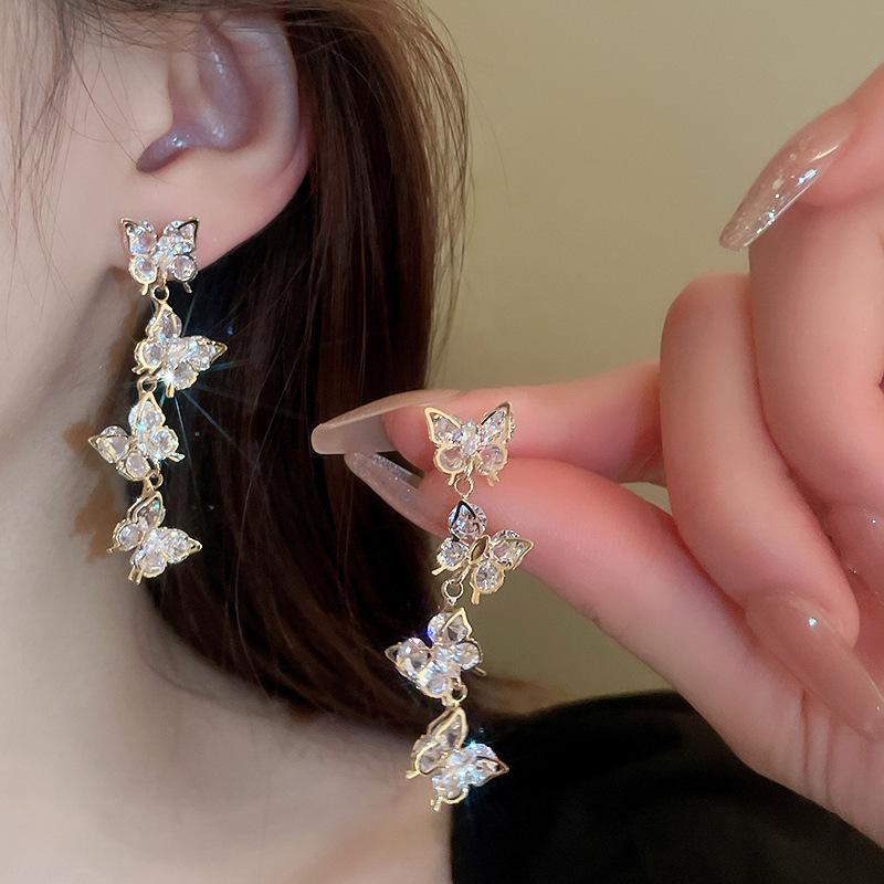 Silver Needle Diamond Water Drop Tassel Earrings - Elegant Court Style, Versatile & Luxurious Design.