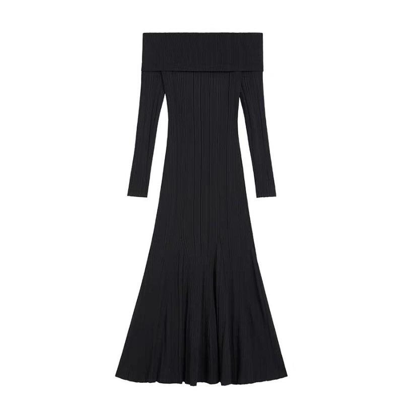 Elegant and high-end one-word shoulder-wrapped buttocks fishtail knitted skirt, slim and thin temperament, gentle inner dress