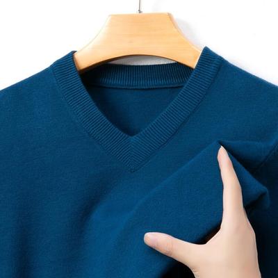 Herren Wollpullover mit V-Ausschnitt - Strickware für Frühling/Herbst für Männer mittleren Alters - Warme Basisschicht