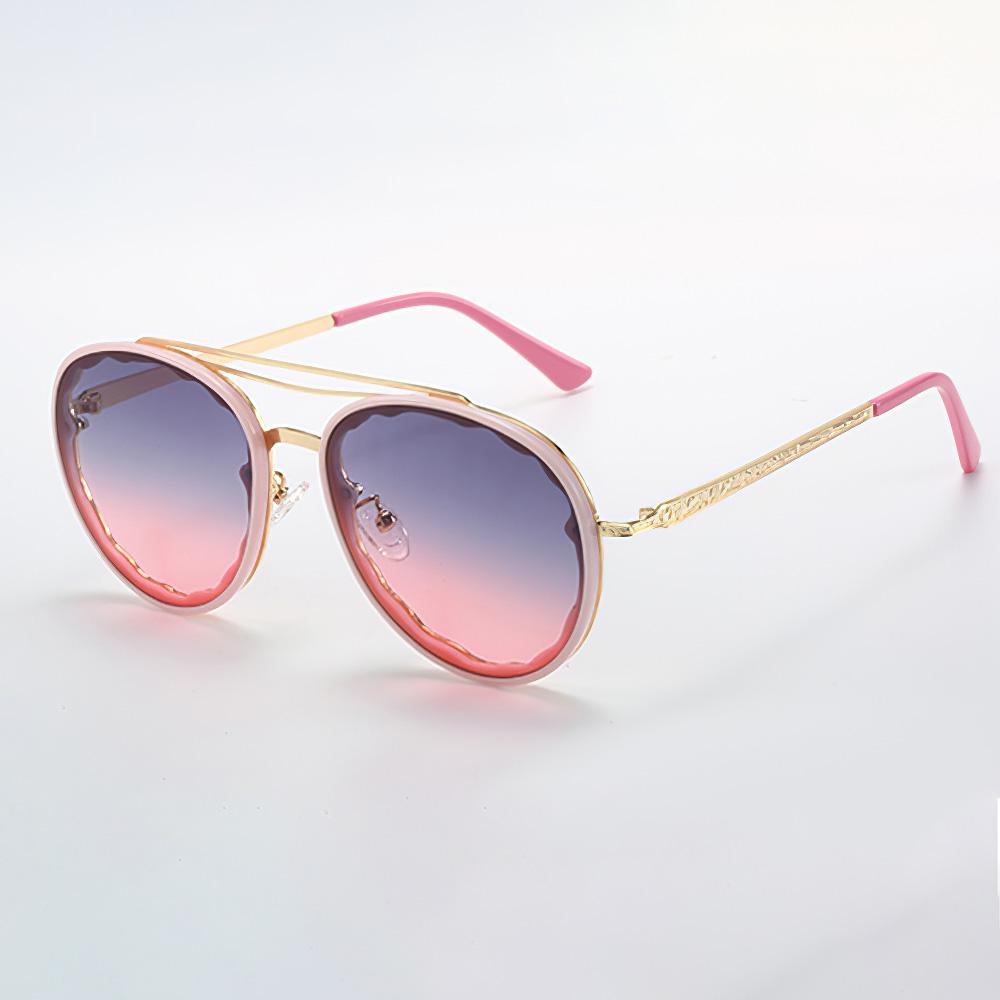 Vintage Sunglasses For Women Fashionable Modern Wavy Frame Semi Transparent Gradient Lens Golden Decorative Glasses Women
