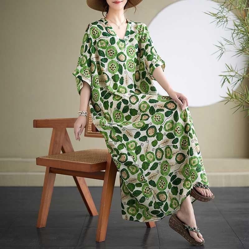2025 Summer Floral Vacation Style Travel V-Neck Vintage Long Flesh Covering Dresses