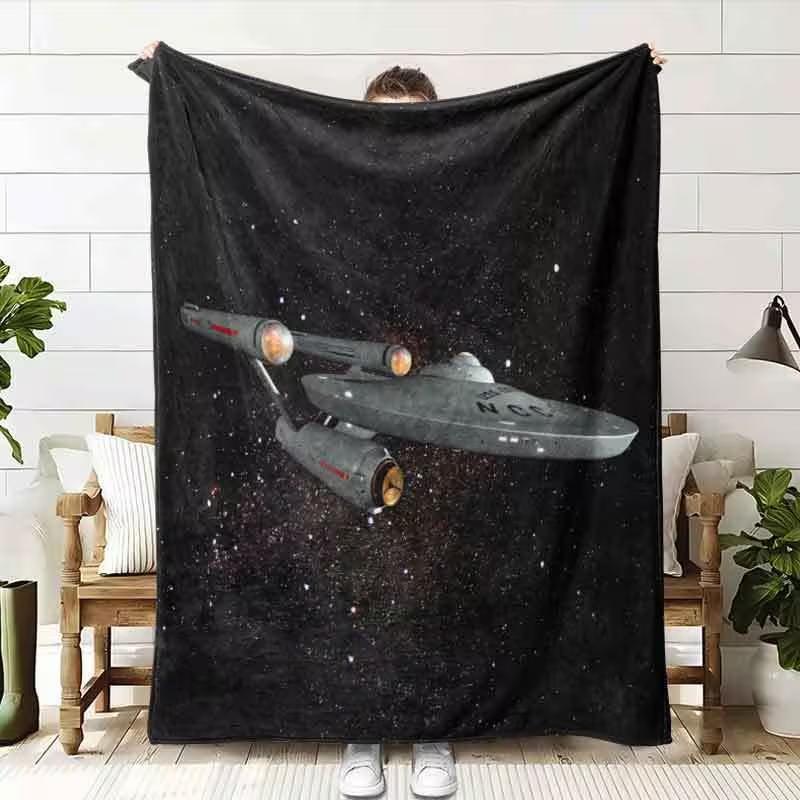 1pc Retro Space-Blanket Themed Bedspread Soft Flannel Quilt with Ship Warm Cozy Bed for & S, Space Decor Blanket