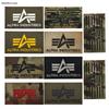 Moedig Dienstmoraal Insigne: Reflecterend Alpha Armband Klittenband Patch