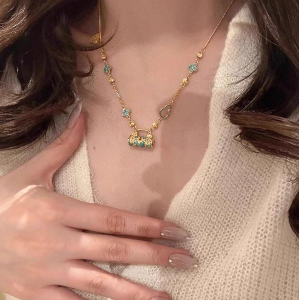 Qi Xing Qing Lan Enamel Gold Pendant Clavicle Necklace – New Chinese Style, Light Luxury Choker for a High-End Fashion Statement