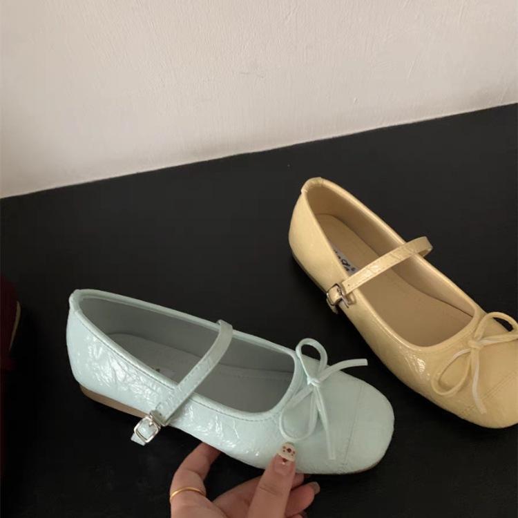 Gentle Bow French Shallow Mouth Mary Jane Shoes Wear New Autumn One-word Buckle Casual Shoes