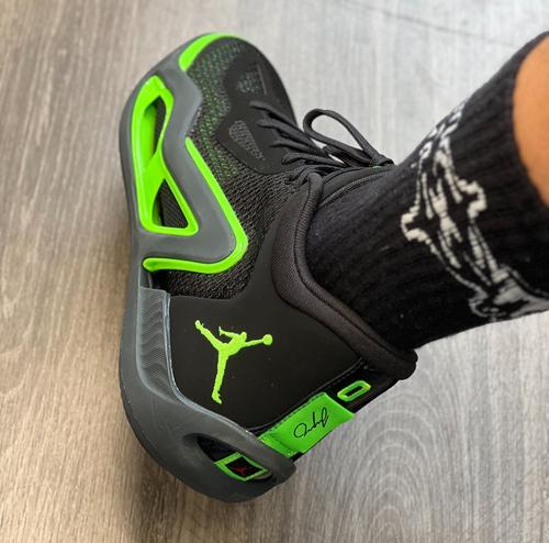 Air Jordan Tatum 1 PF Green Strike DZ3330-003