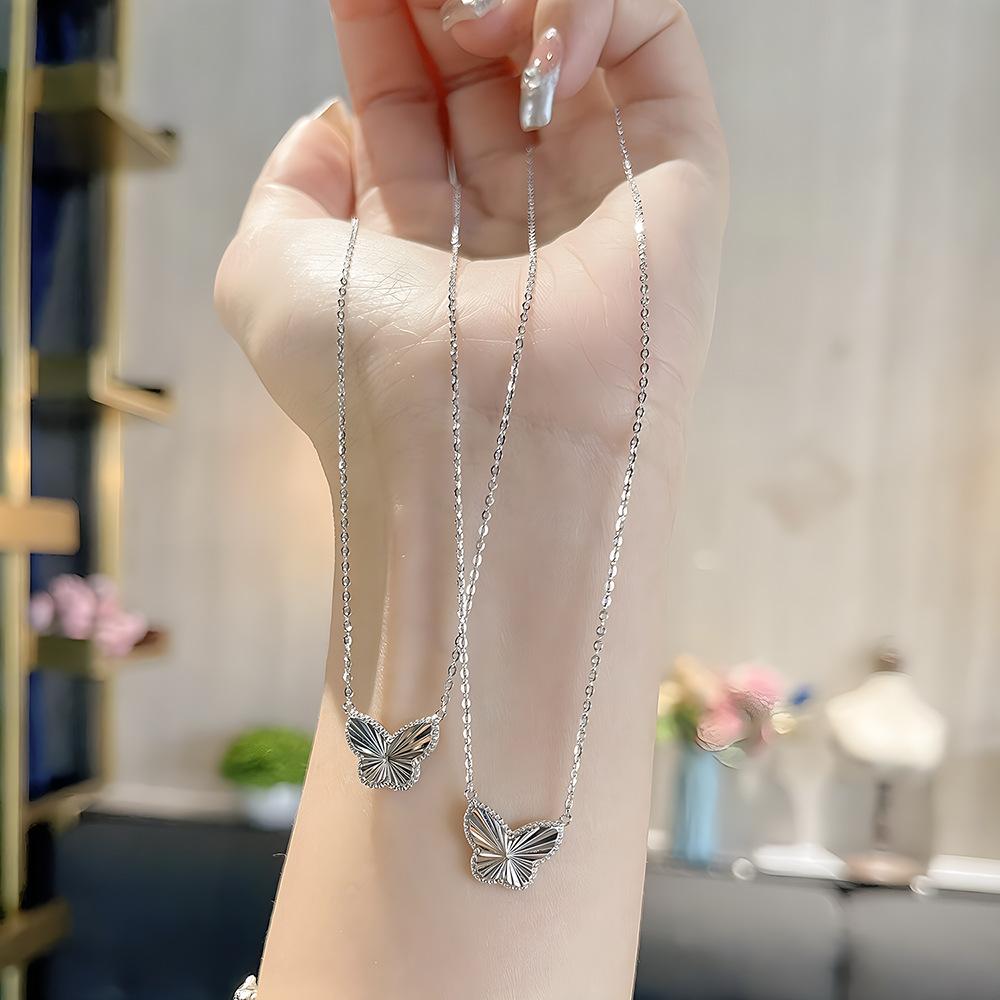 Summer Sugar Cube Necklace Female Princess Light Luxury Titanium Steel Non-Fading Collarbone Chain Neck Chain Jewelry