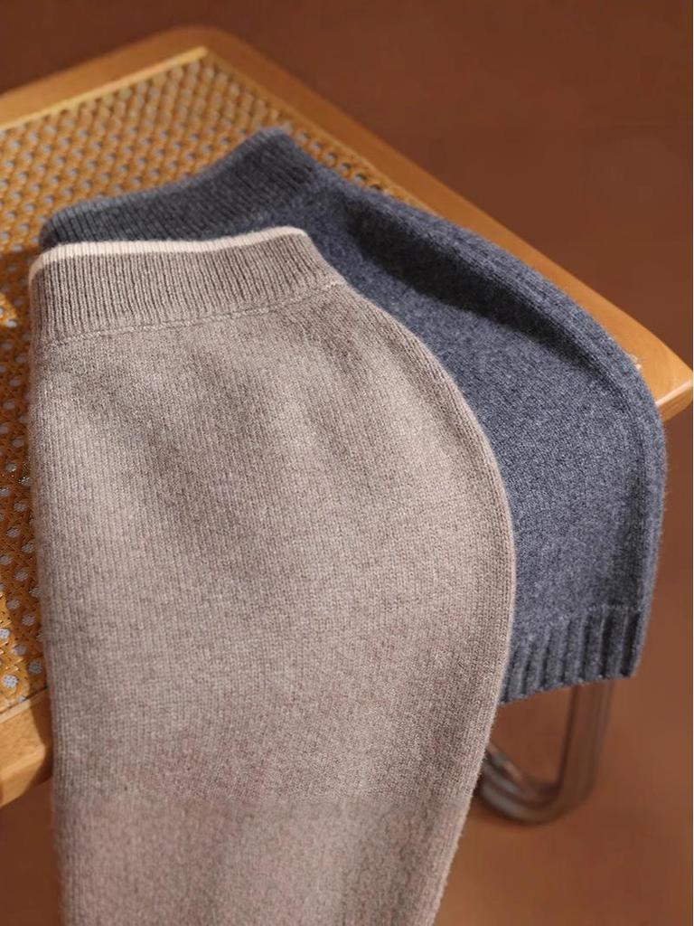 100% Pure Wool Knit Mini Skirt – Women's Elastic Waist, Versatile Hip-Hugging Design for Autumn/Winter.