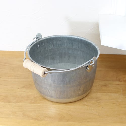 Matsunoya Japanese-made tin bucket (large)