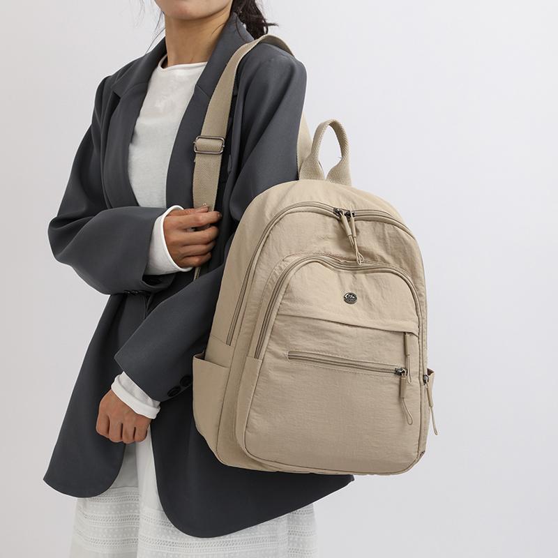 Women's Backpack Lightweight Large Capacity Nylon Backpack Travel Bag