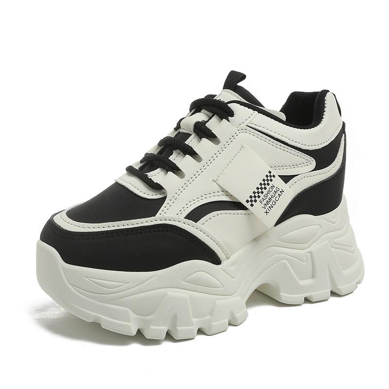 

Туфли женские 2025 новые весна и осень повседневные универсальные толстая подошва внутренняя высота увеличение маленькие спортивные папины туфли 35 чёрный