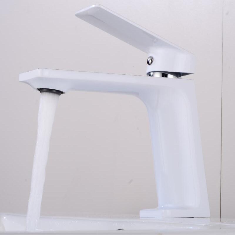 Chrome Basin Faucet Bathroom Sink Faucet Single Lever Chrome Faucet Basin Taps Deck Vintage Wash Hot Cold Mixer Tap Crane Brass