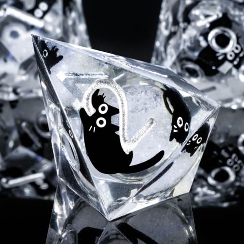 OUKELANWO Cat Liquid Core DND Dice Set, 7 White Resin D&D Dice, Sharp Edge Roleplaying Dice, D20, D12, D10, D8, D6, D4