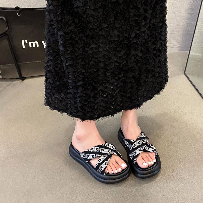 Klapki na platformie damskie letnie nowe wykwintne francuskie piękne wysokiej klasy tajskie nadmorskie sandały plażowe