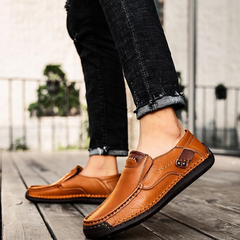 Mode Herren Slipper Neue Handgefertigte Lederschuhe Hochwertige Rindsleder Mokassins Slip-on Fahrschuhe für Herren Lässige Flats Chaussure Homme