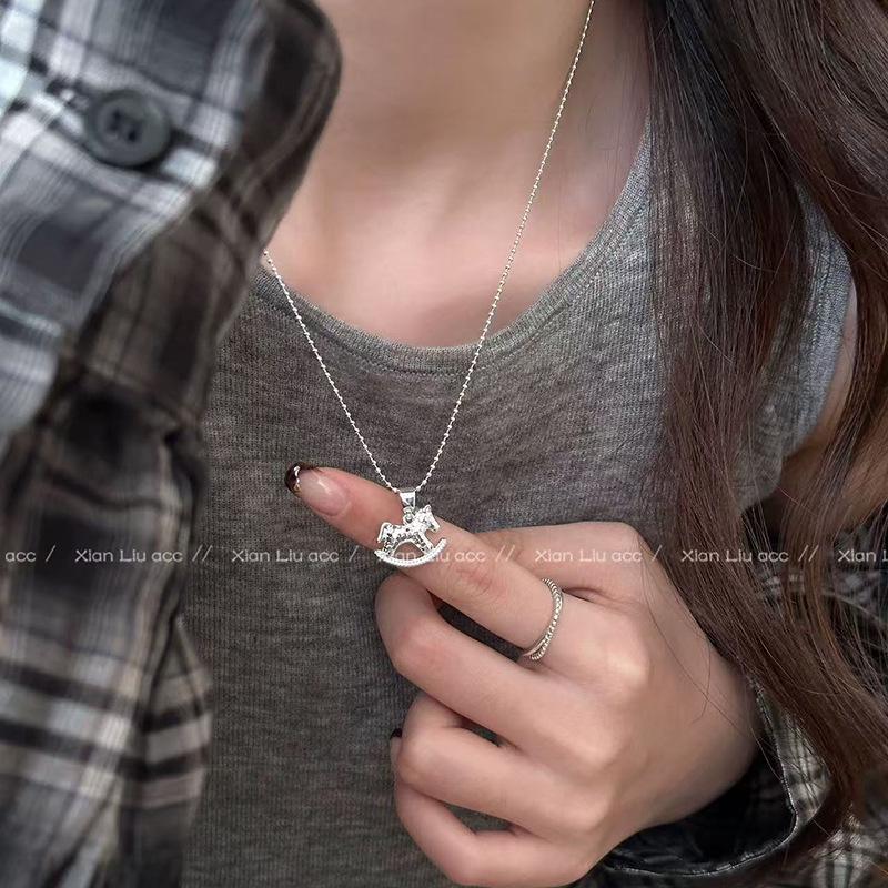 Elegante Damen S925 Sterlingsilber Perlenanhänger Halskette - Leichte Luxus Schlüsselbeinkette