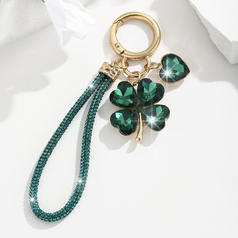 Four Leaf Clover Keychain For Women Rhinestone Bag Charm With Wrist Strap Lucky Car Key Ring Handbag Accessory Gift