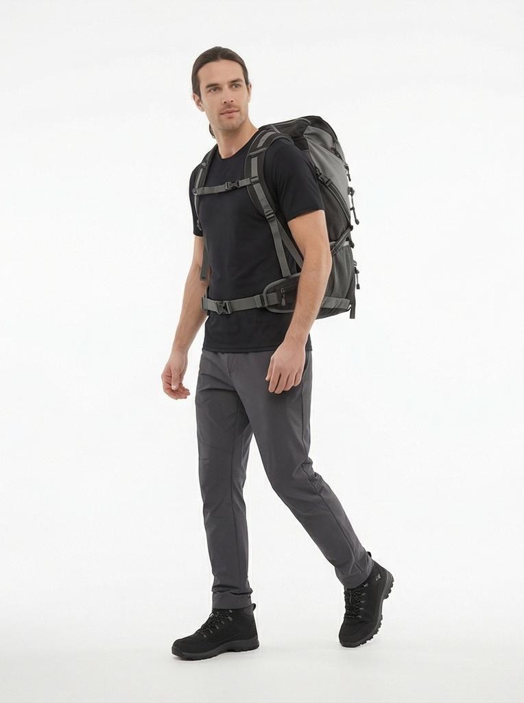 Canastero 30L Large Mountain Backpack - Black