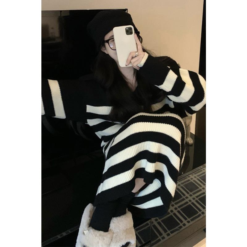 Winter new fashion and fashionable sweater medium and long knitted bottoming dress