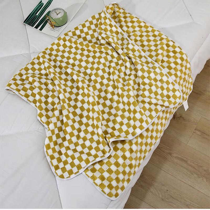 UOSU Checkered Absorbent Bath Towel