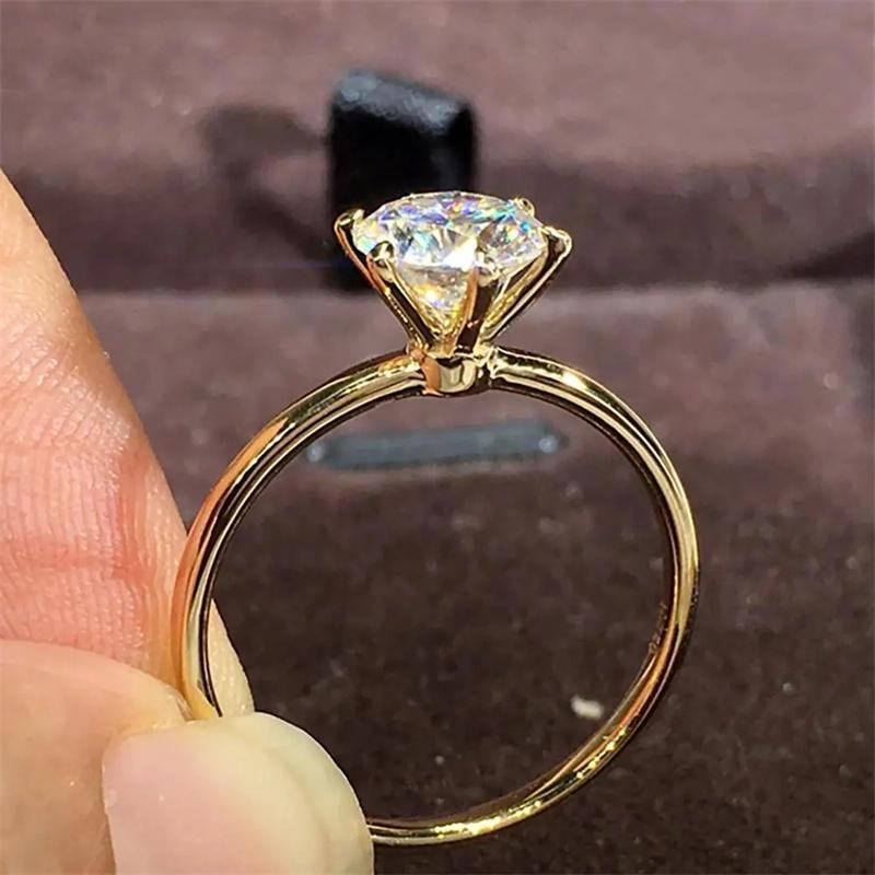 New Women's Ring Copper Material Simple Geometric Artificial Zircon Trend Casual Fashion Party Luxury Wedding