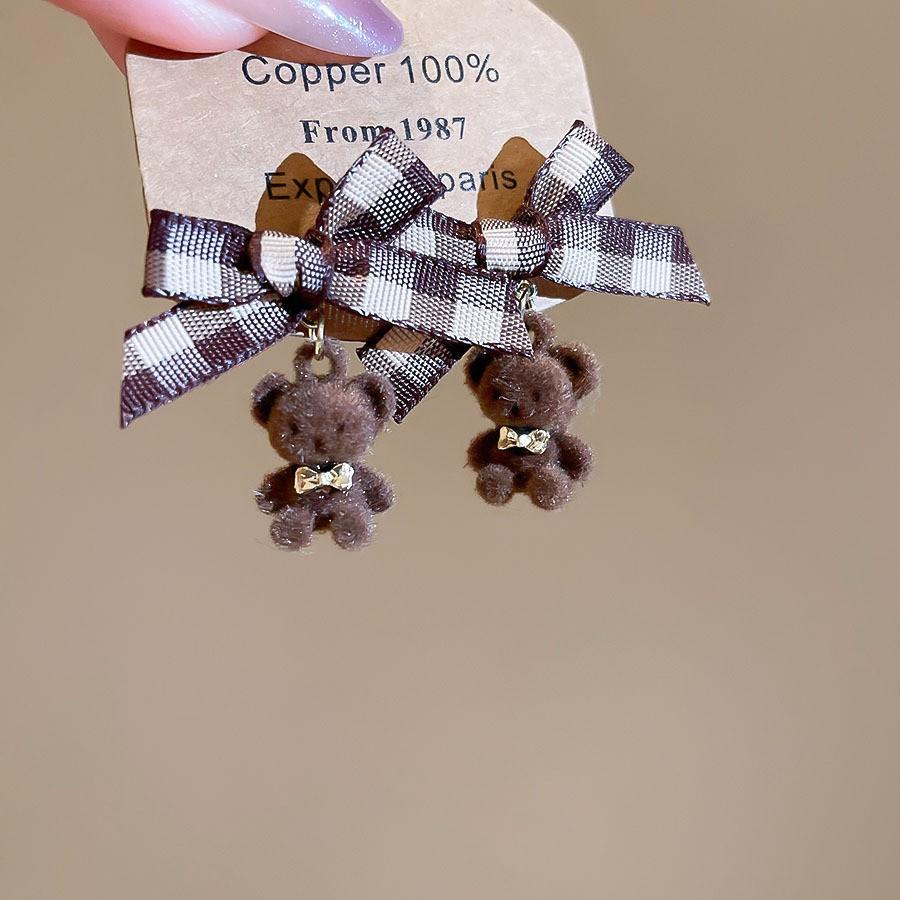 Silver Needle Retro Resin Geometric Round Oval Pendant Earrings Maillard Style Stud Earrings Niche Design Earrings Women