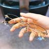 New Frameless Metal Texture Reading Glasses Business Sven Temperament High Definition Anti-blue Light Reading Middle-aged and Young