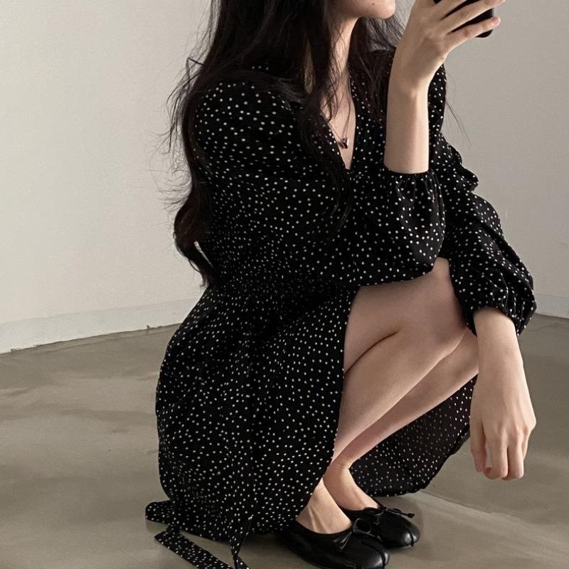 Women's Petite French Polka Dot V-Neck Long-Sleeve Belted Dress - Short Skirt for Spring & Autumn.