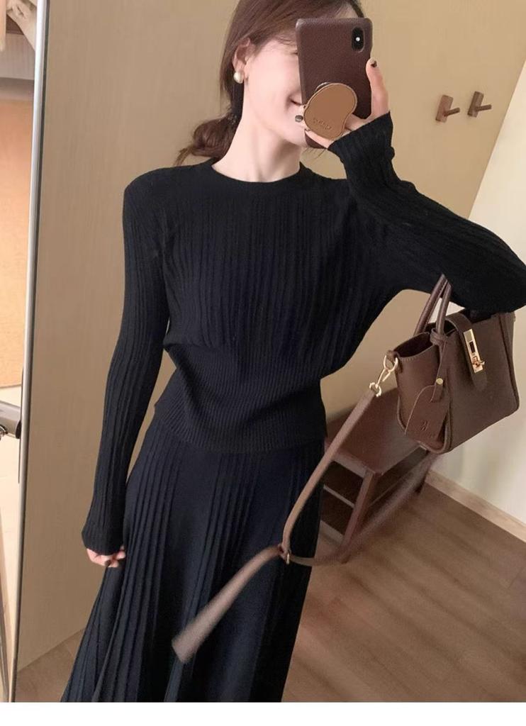 Waist-cinching design slimming crew neck knit base shirt, autumn/winter new solid color casual inner knit sweater for women