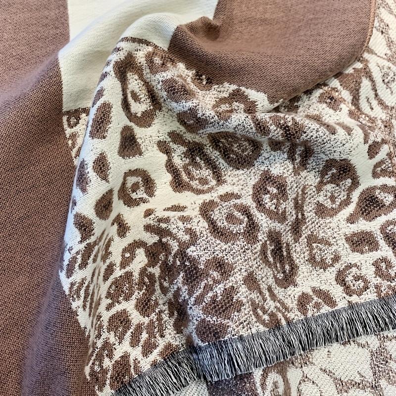 Fashionable and elegant leopard print patchwork light coffee scarf, printed long non elastic soft fabric winter neck scarf shawl