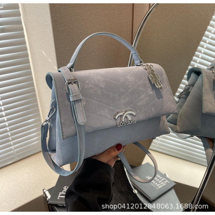 

Bags Women s messenger bags 2025 new trendy large-capacity fashion shoulder handbags Women s versatile small square bags синий