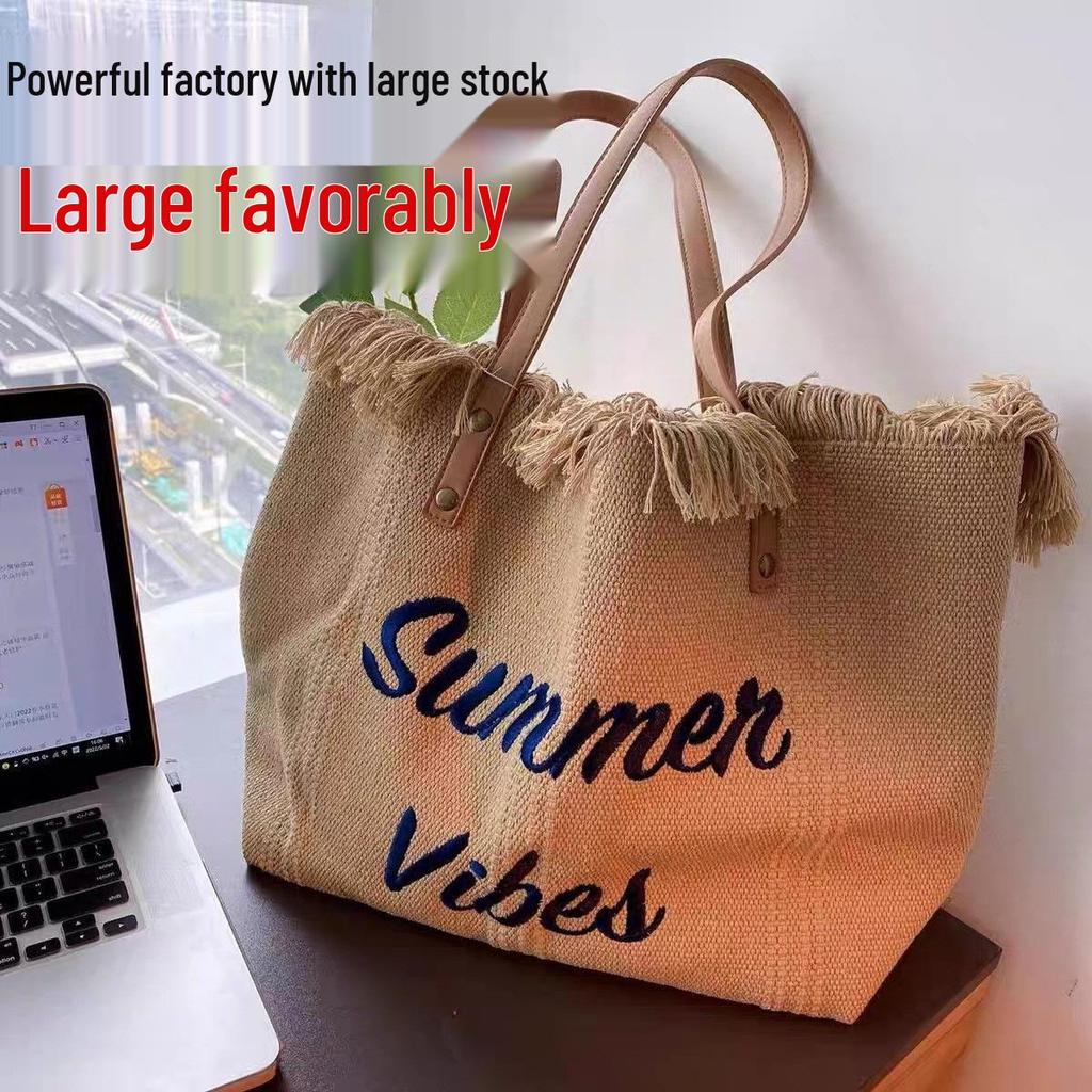 2022 Trendy Large-Capacity Simple Beach and Travel Shoulder Tote with Tassels