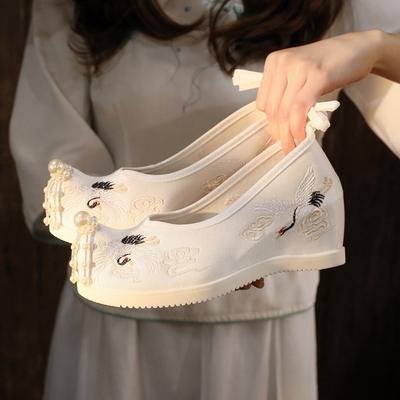 Antike Hanfu Schuhe frauen Elegante Bestickte Schuhe Innere Höhe Erhöhen Kopf Perle Antike Schuhe