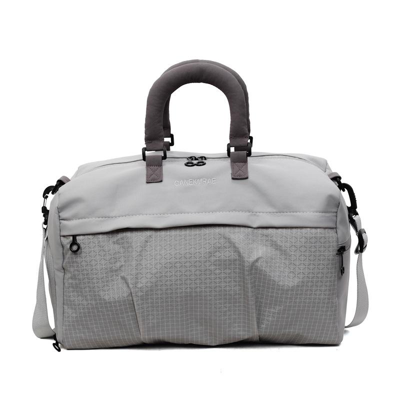 Short-haul travel bag women's lightweight multi-functional messenger sports fitness bag portable business trip large-capacity storage duffel bag