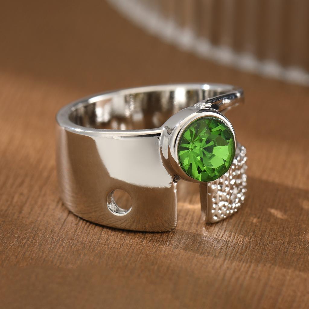 Luxury Textured Spliced Synthetic Green Gemstone Open Ring Copper Material Women Jewelry Ring For Banquet And Daily