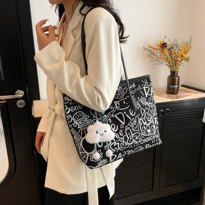 Street Fashion Graffiti Tote Bag For Women Pu And Fabric Blend Large Capacity Zip Closure Phone Pocket Daily Commute Essentials