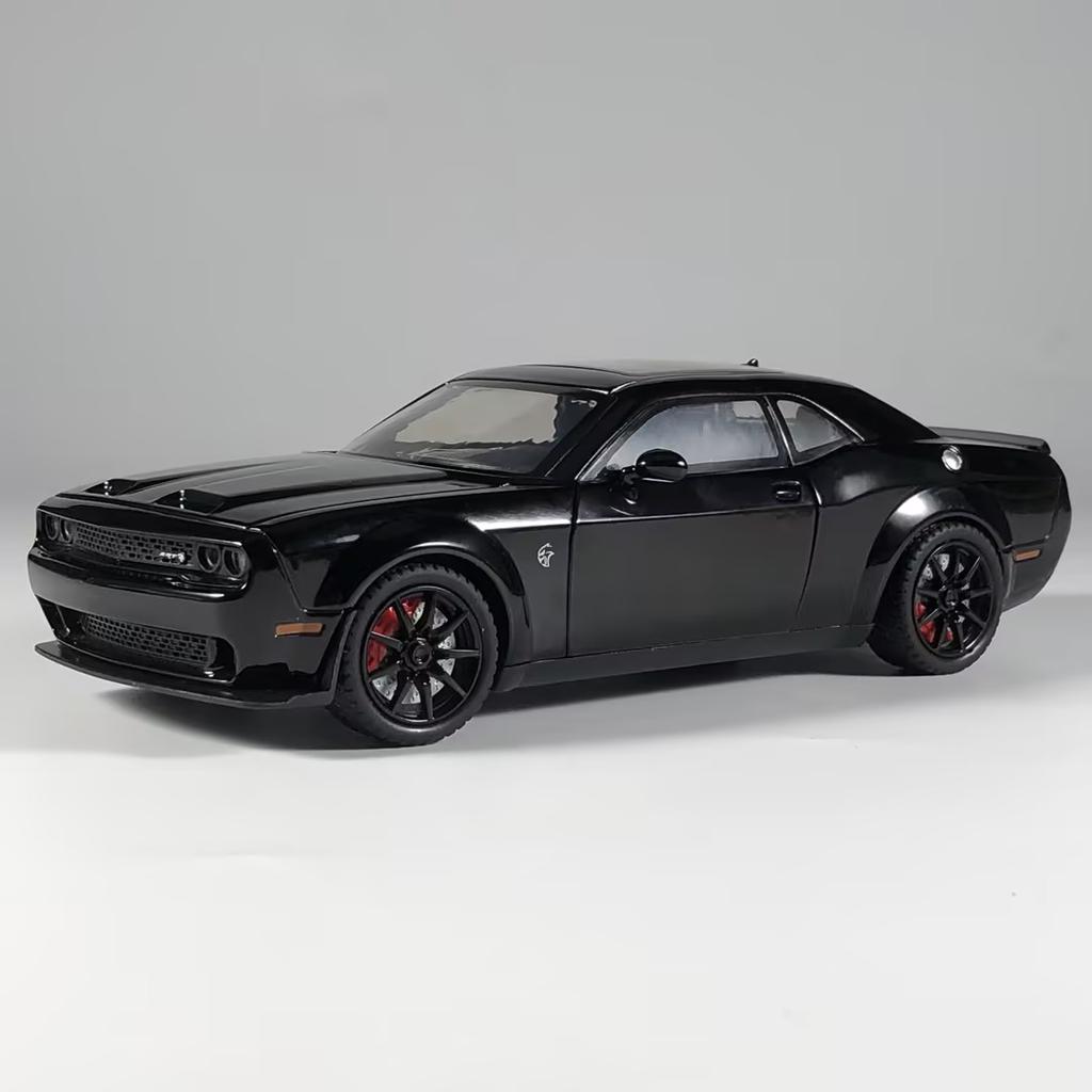 1:24 Dodge Challenger Hellcat Redeye Flash Version Alloy Metal Diecast Model American Muscle Car Computer Desktop Ornaments Gift