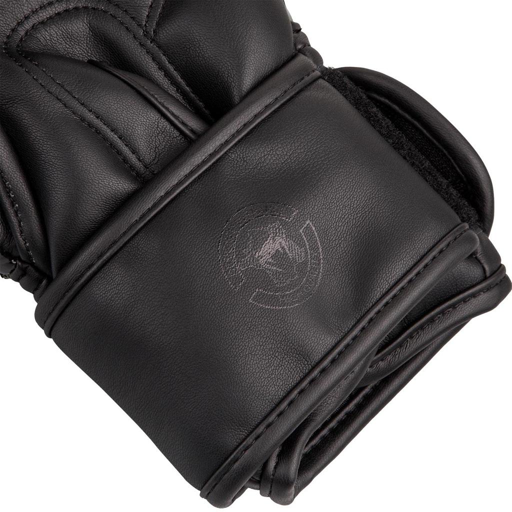 VENUM Challenger Boxing Gloves 3.0 (Black/Black, 8oz)