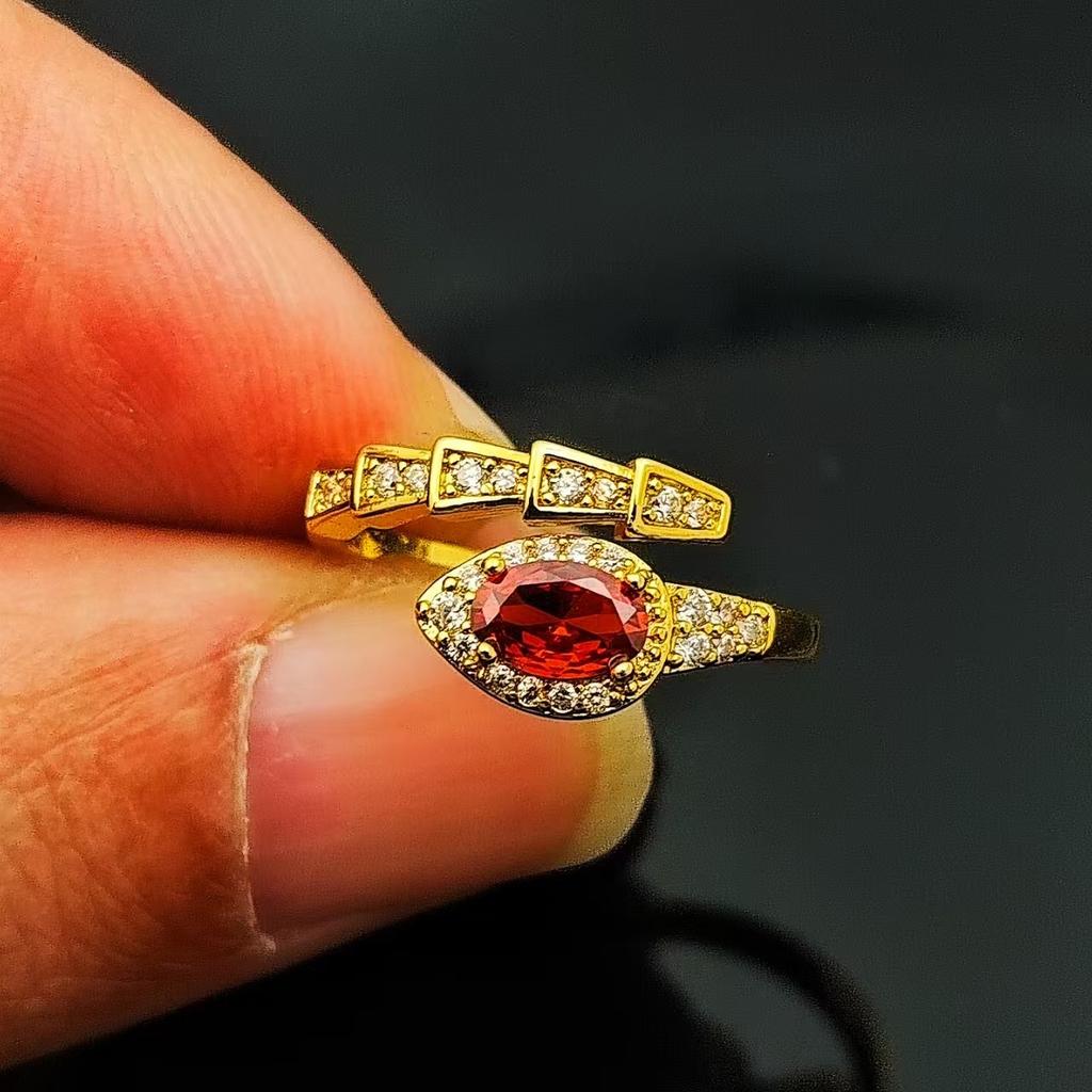 Jewelry Oval Egg Zircon Snake Ring Inlaid Egg Surface Zircon Snake Ring Ring