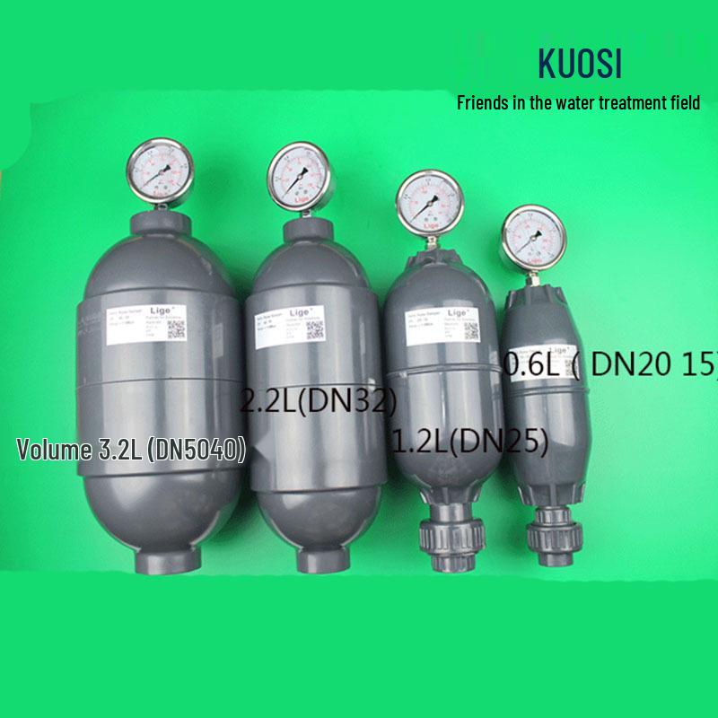 UPVC Air Chamber Pulse Damper PVC Flow Buffer Corrosion Resistant