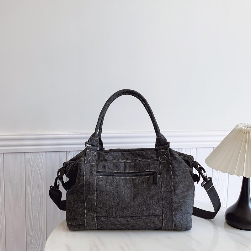 Large Capacity Women's Shoulder Bag Commuter Tote Bag