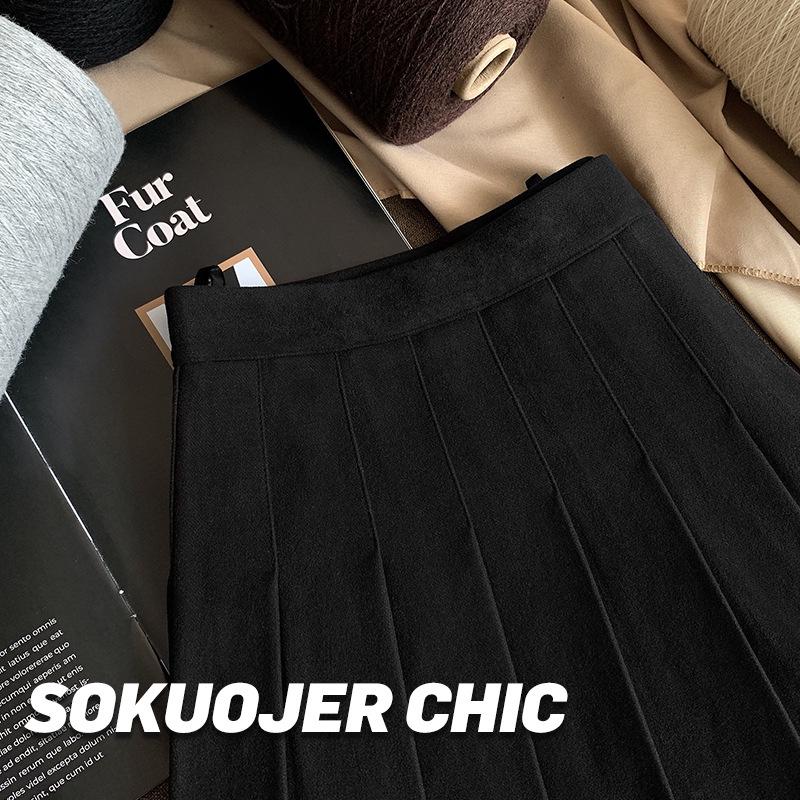 Women's High-Quality Black Wool Blend A-Line Pleated Skirt - Thick, High-Waisted, Slimming, Plus Size, Short Length for Autumn & Winter.