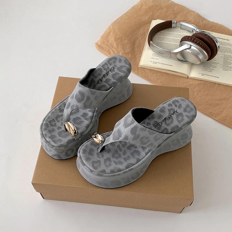 Fashion 2025 Summer Platform Wedges Woman Clip Toe Slippers Fashion Thick Bottom High Heels Party Slides Shoes