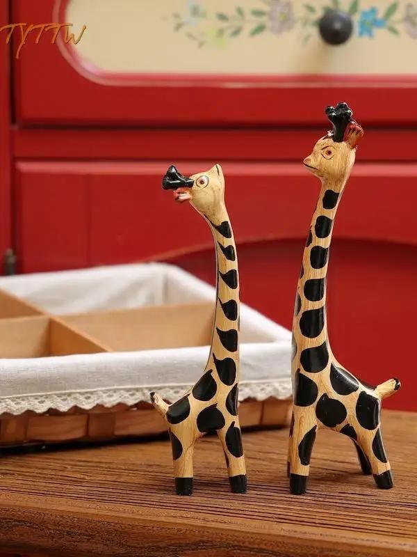Künstlerische kleine Giraffe Wohnzimmer Heimdekorationen Bücherregal Kreative Ornamente Kawaii Figur Dekorative Heimaccessoires