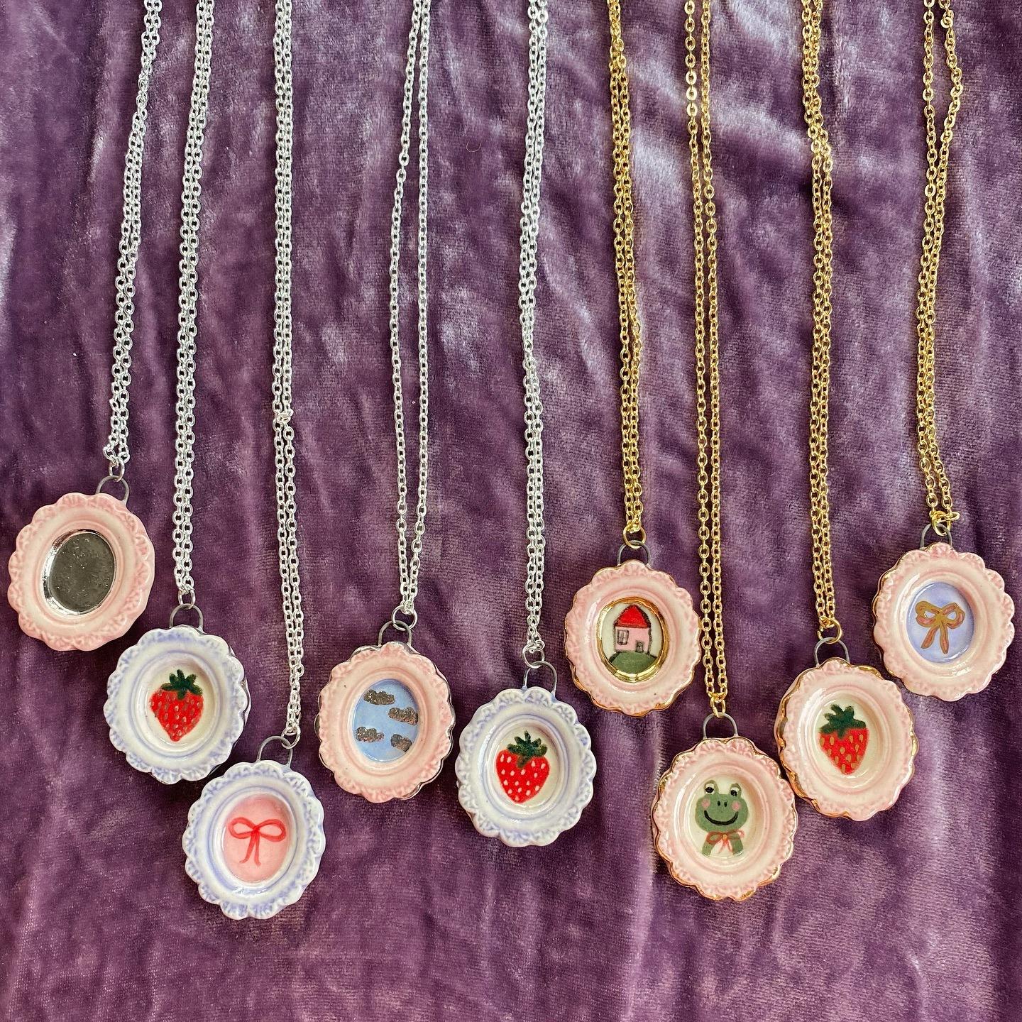 Japanese Retro Photo Frame Necklace Strawberry Frog Bow Multi-Element Niche Cute Style Accessories Single Item