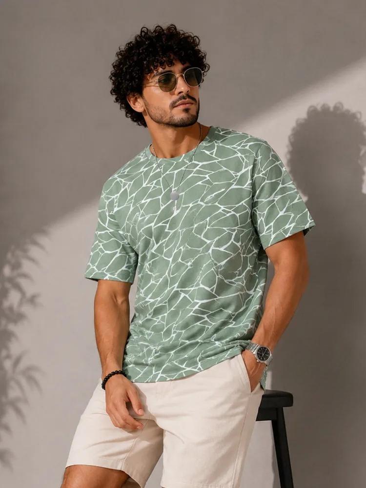 Men s Light Green Crackle Pattern T-Shirt, Abstract Marble Print, Casual Crew Neck Short Sleeve for Everyday Wear XXS