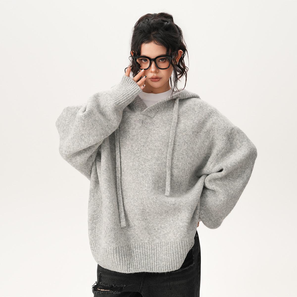 Men s Trendy Heather Gray Hooded Knit Cardigan: Spring/Autumn Loose Style Sweater. XL